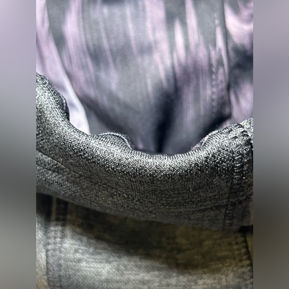 Adidas Climawarm men’s hoodie size xl. Grey and black. Washed but never worn! - Picture 3 of 7